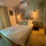 Cosy Proche Avignon Pont-du-gard Appartamento