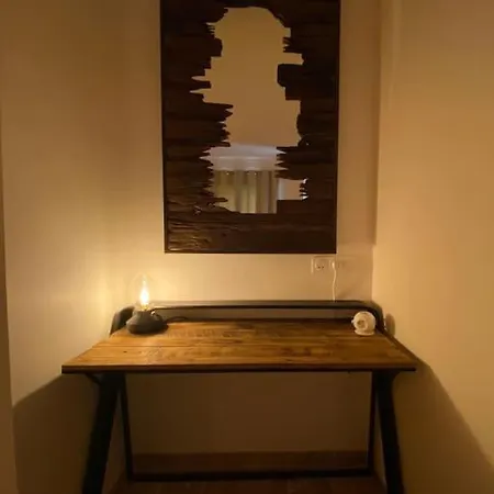 Cosy Proche Avignon Pont-du-gard דירה *
