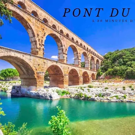 Cosy Proche Avignon Pont-du-gard דירה
