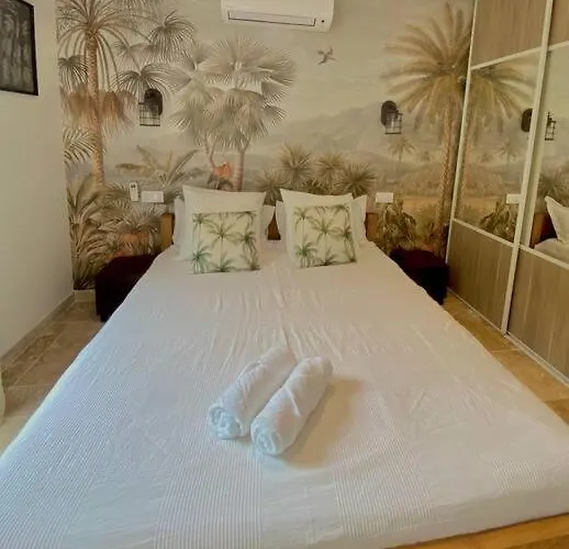 Cosy Proche Avignon Pont-du-gard Apartament