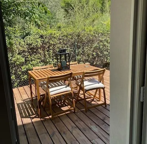 Cosy Proche Avignon Pont-du-gard Apartament *